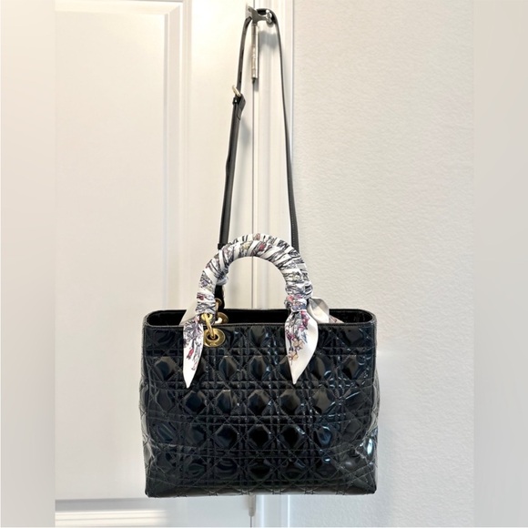 Vintage DIOR Lady Dior Bag - Large Black Quilted Patent Leather - Picture 7 of 16